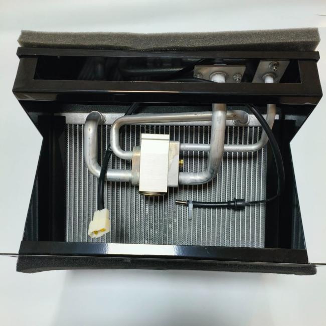 Hwd16 Bulldozer Hwd22 Bulldozer Spare Parts Evaporator Condersor Assy 23y-58d-13000