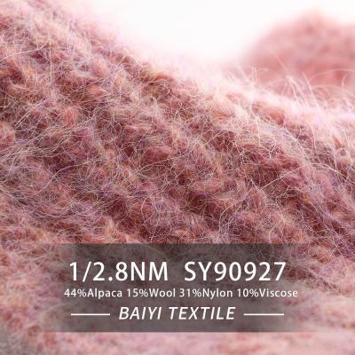 China Scarves das camisetas das luvas do OEM 1/2.8NM Chunky Alpaca Wool Yarn For à venda