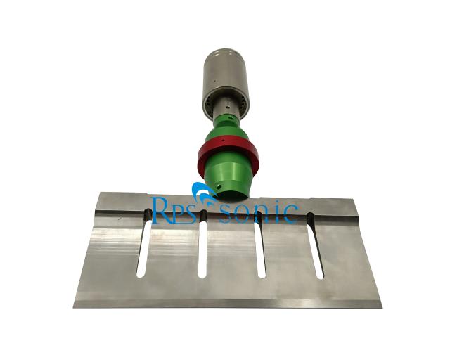 ultrasonic food cutting for sandwich
