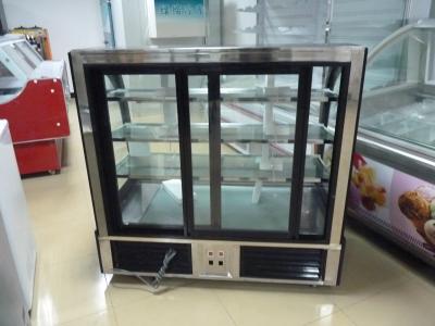 China Três - O congelador tomado partido Eco da exposição do bolo do vidro R134a amigável personaliza para Singapura à venda