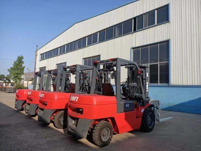 4ton 4000kgs 4t Diesel Forklift with Chinese Japanese Mitsubishi Isuzu Engine 3m 4m 4.5m 5m 5.5m 6m 7m Mast Tcm/Linde/Yale/Toyota/Crown/Hyster/Ep/Heli/Hangcha