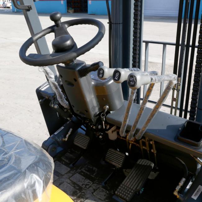 3 Ton Diesel Engine Forklift Automatic Transmission 3t Forklift Truck