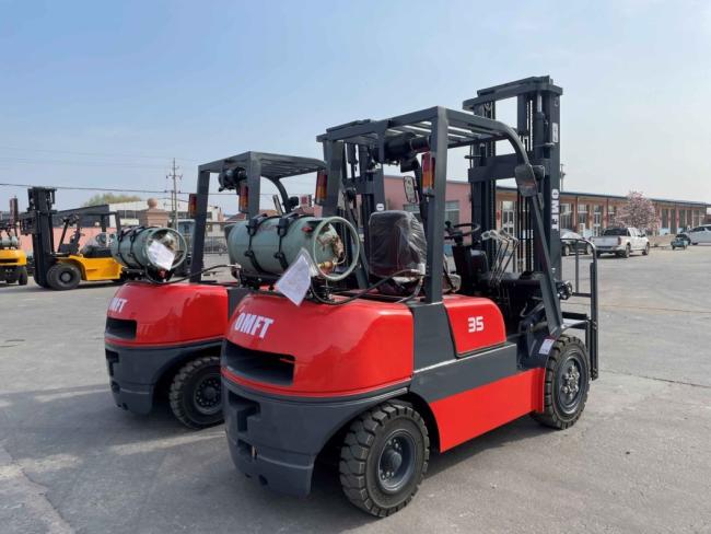 China 3.5ton Gasoline Lp Gas Dual Fuel Forklift Trucks with Side Shift Solid Tyre Toyota Technical Petrol LPG Forklift