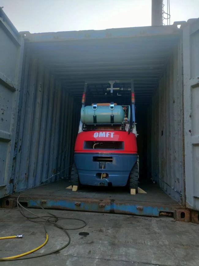 2.5ton Gasoline & LPG Forklift with Chinese or Japanese Engine 3m 3.5m 4m 4.5m 5m 5.5m 6m Mast Tcm/Linde/Yale/Toyota/Crown/Hyster/Ep/Heli