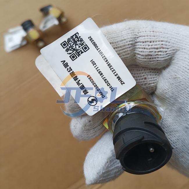 DZ97189711201 Air Pressure Sensor product photo showing side and connector details