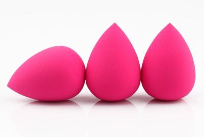 China Non - Latex Foundation Puff Sponges / Teardrop Makeup Sponge For Powder for sale