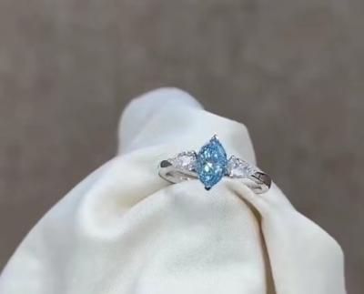 China Anillo azul sintético de Diamond Jewelry Marquise Cut Engagement del laboratorio en venta