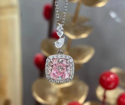 China 1.63ct Pink Cushion Cut Laboratory VS Diamond Necklace 18k White Gold Customize Service for sale