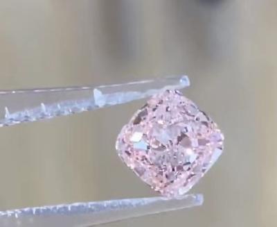 中国 VVS2 Lab Grown Baby Pink Diamonds Fancy Intense Pink Cushion Loose Diamond 販売のため