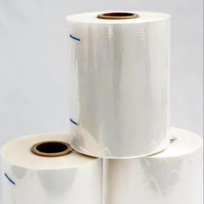 China 20μM espessura PVC dobrado no centro retráctil rol de filme de envolvimento para cestos de presente cestos à venda