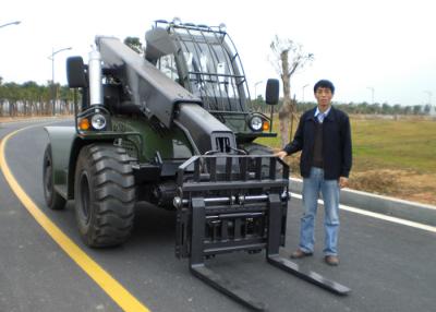 China Transporting Luggage Handle Telescopic Boom Forklift Loader 4 Ton Rated Capacity ISO / CE for sale