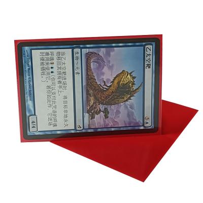China Luvas vermelhas de Matte Card Sleeves Playing Cards da textura alaranjada 66x91mm pro à venda