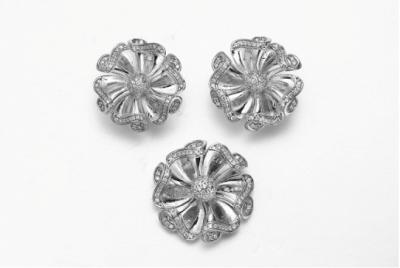 中国 朝顔925銀製CZの花のイヤリングの宝石類のイヤリングは設計する 販売のため