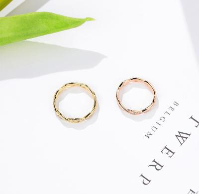 中国 結婚式のための織り交ぜられた尾草18のカラットの金のダイヤモンド指輪0.2ct 2gram 販売のため