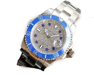 China Reloj de banda de acero inoxidable con incrustación de joyas 20 mm de ancho de banda Movimiento de cuarzo en venta
