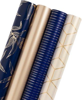 China Rustproof Gift Box Wrapping Paper Gold And Navy Print With Cut Lines For Holiday Gift à venda