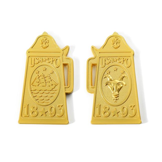Rotatable metal coin mechanism