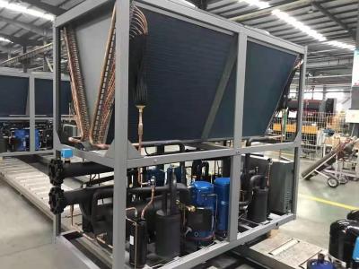 China pompa de calor refrescada aire modular comercial del refrigerador del tornillo del portador de agua de 500 toneladas para el sistema de enfriamiento de calefacción en venta