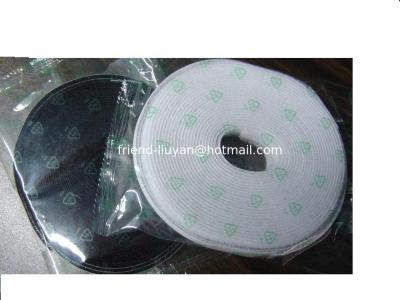 China El gancho de velcro de nylon y el sujetador de bucle con pegamento de cinta mágica de 6 mm en venta