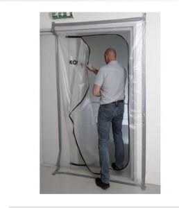 Chine Porte en PVC transparente anti-poussière Porte à fermeture à glissière en plastique jetable Porte à film magnétique à vendre