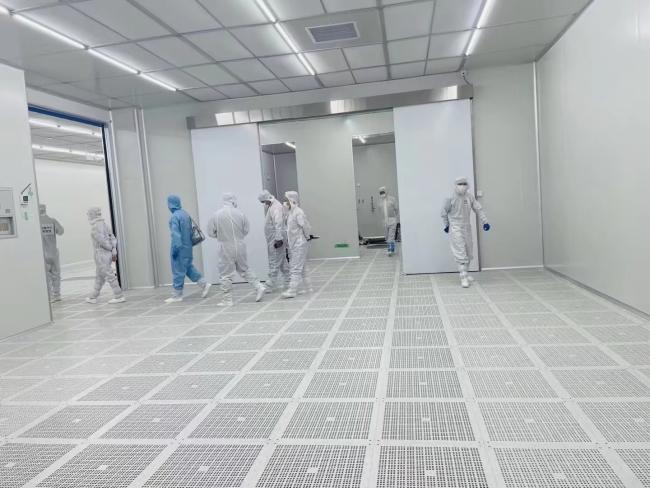 Turnkey cleanroom project showing complete installation and validation