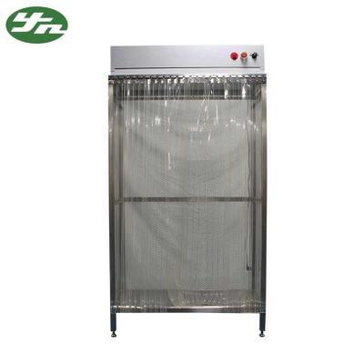 China Laminar Flow Wardrobe Clean Room Garment Cabinet With Anti Static Curtain Soft Wall for sale