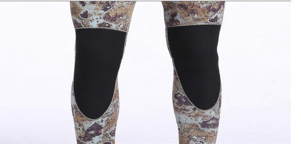 5 / 7mm Camouflage High Elastic Cr Neoprene Two-Piece Wetsuit Diving Suit with Hoodie