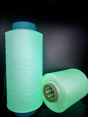 China Calçados de tricô fluorescentes de poliéster com fio brilhante à venda