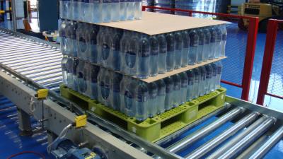 Китай 1 - 12 об/мин поддон упаковочная машина для картонной коробки стека фильм обтекания, безалкогольных напитков, спиртных напитков продается