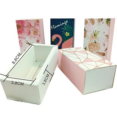 China Accesorios de la caja de regalo de la barra de labios que empaquetan la caja de embalaje de los cosméticos coloridos de la caja en venta