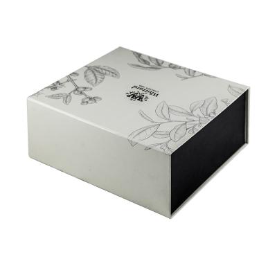 China Foldable Gift Packaging Box Packaging Earrings Necklace Accessories Jewelry for sale