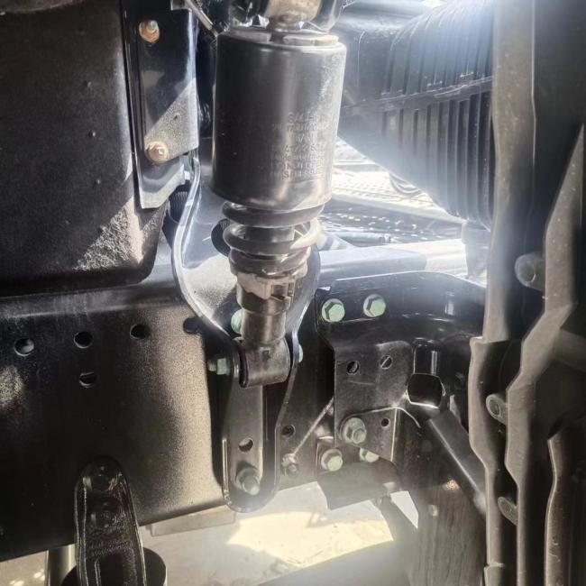470 Horsepower Man Series Heavy-Duty Tractor with Used Truck