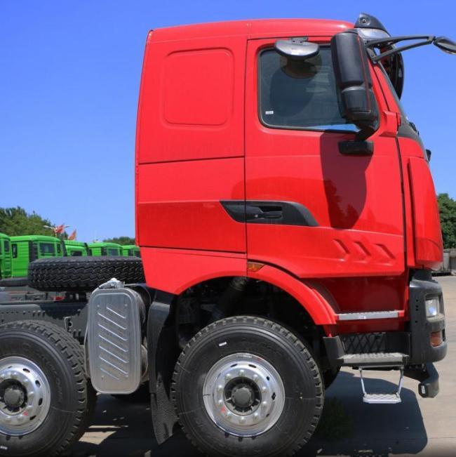 Heavy Duty Commercial Transport Truck for Long Distance Hauling