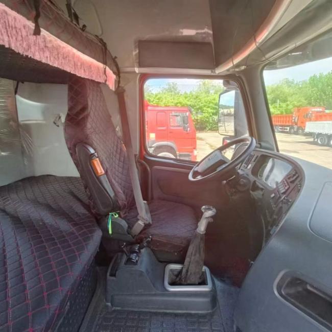 Shacman Semi Trailer Truck with Air Suspension Seat and 1000L Fuel Tank