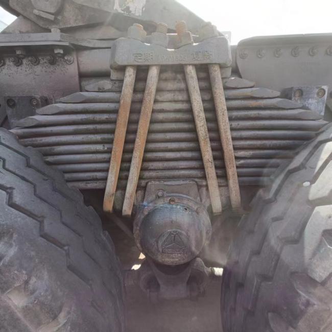 Transport Truck Parts for Heavy Duty Shacman Tractor with Air Suspension Seat