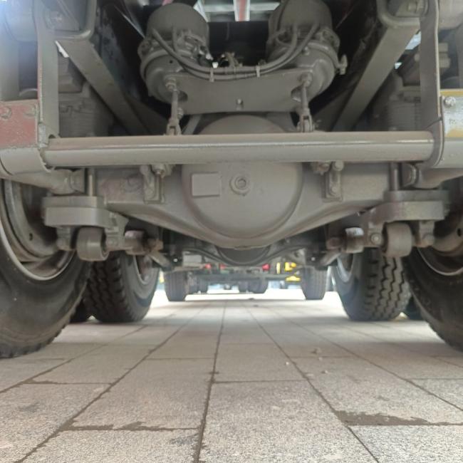 Heavy Duty Truck HOWO 371HP Self Dumping Transport off-Highway Transport Vehicle Sinotruk