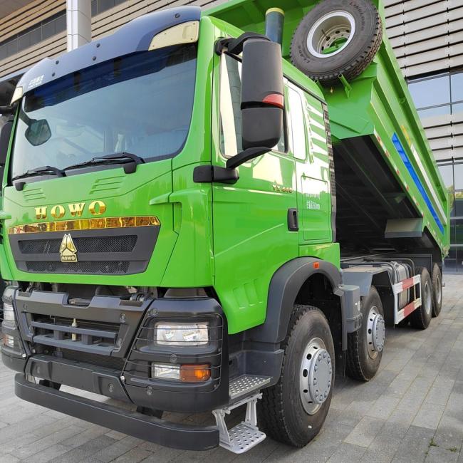 Used Sinotruk HOWO 6X4/8X4 A7/T7 10/12 Wheeler 336/371/375/420HP 18-25cbm Heavy Duty Tipper Dump Truck/Tractor Truck/Cargo Truck for Sale