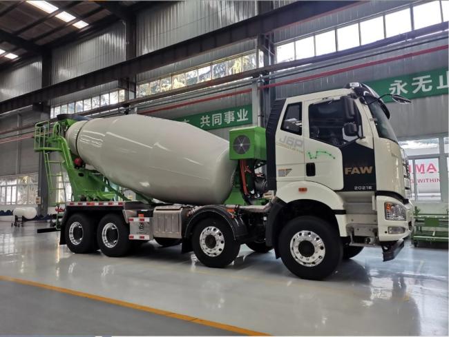 Heavy Duty China National Heavy Duty Truck Steyr Concrete Mixer Truck