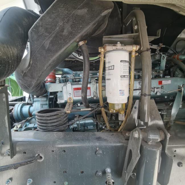 Heavy Duty Concrete Mixer Truck with New Tyres and Hydraulic Steering