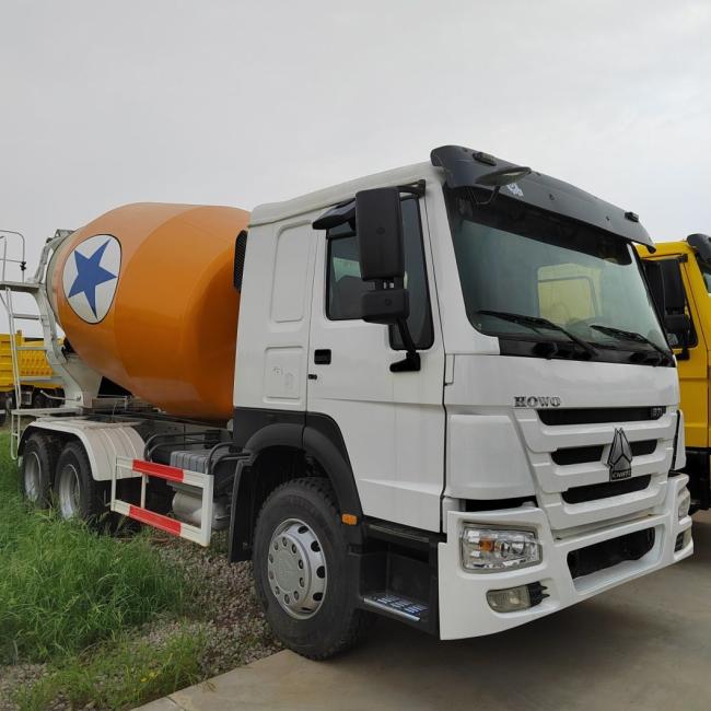 Sinotruk HOWO Heavy Duty HOWO Nx 8m3 6X4 Construction Coment Concrete Mixer Truck