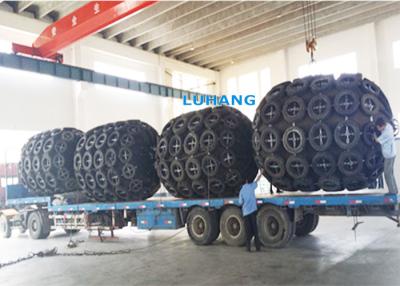 China Floating Ship Rubber Fender Synthetic Tyre Cord Layer With Safety Valve for sale