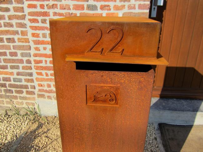 Custom Outdoor Free Standing Metal Letter Box Corten Steel Mailbox