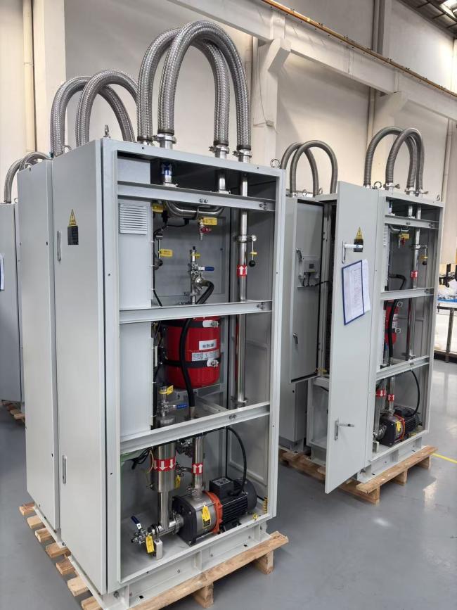 Cooling system installation in power generation facility with industrial background