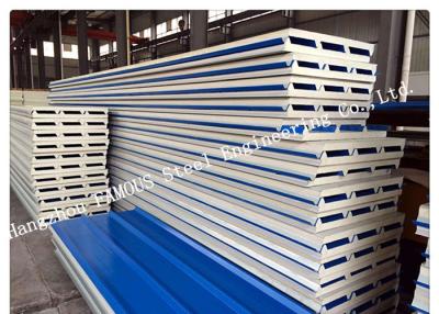 China Lightweight Heat Insulation PU Sandwich Panels for Roof Cladding Systems Easy Assembling for sale