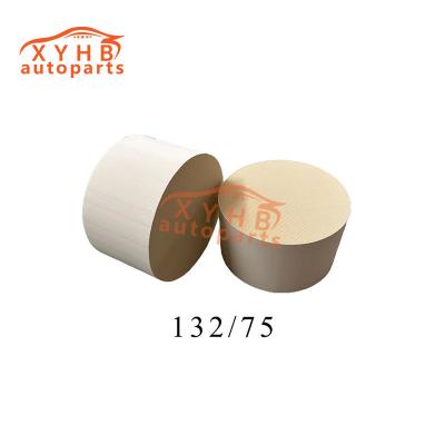 China Ceramic Carrier Anisotropic High Quality Three Way Catalytic Filter Element Euro 1-5 Model 132 X 75 for sale