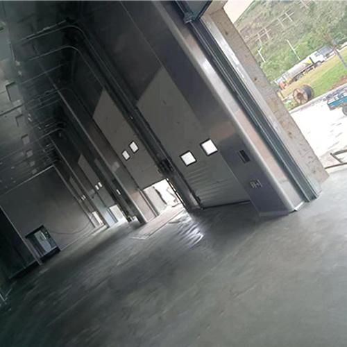 Industrial Sectional Overhead Door Image 2