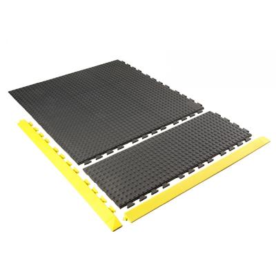 China Heavy Duty Rubber Anti-fatigue Mat Interlock Antislip Rubber Floor for sale