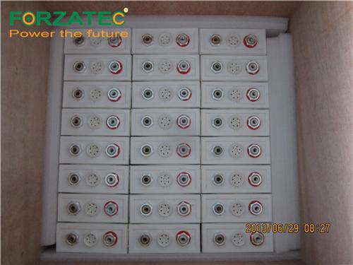 12V lithium ion batt. 12V lithium ion batt.