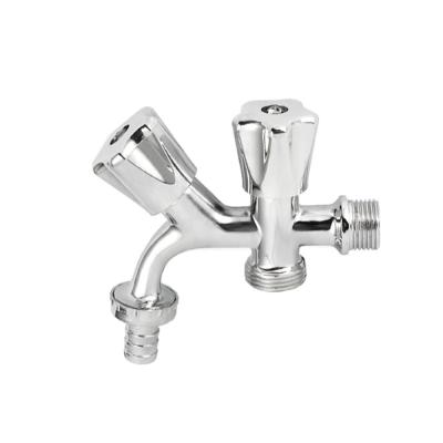 China Outside Nickel Plated Brass Bibcock Valve 2 Way Bibcock Faucet Non Rusting for sale