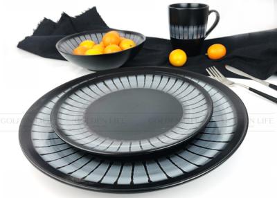 China Home Use Ceramic Dinnerware Sets Fashionable Hand Painted Black Color for sale